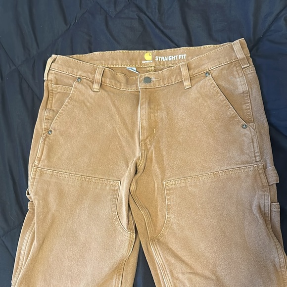 Women’s Carhartt Pants - Picture 2 of 4
